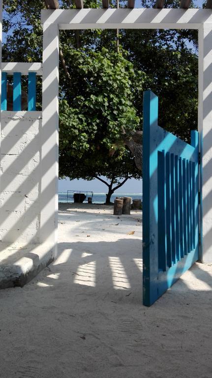 Rip Tide Vacation Inn, K.Guraidhoo غوريدهو المظهر الخارجي الصورة