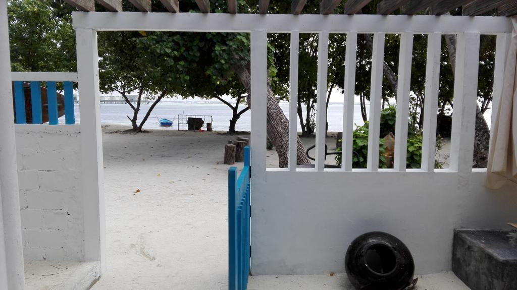 Rip Tide Vacation Inn, K.Guraidhoo غوريدهو المظهر الخارجي الصورة