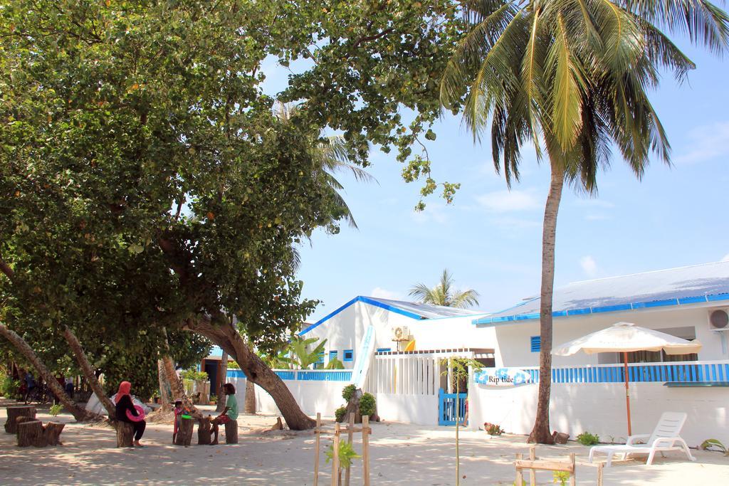 Rip Tide Vacation Inn, K.Guraidhoo غوريدهو المظهر الخارجي الصورة