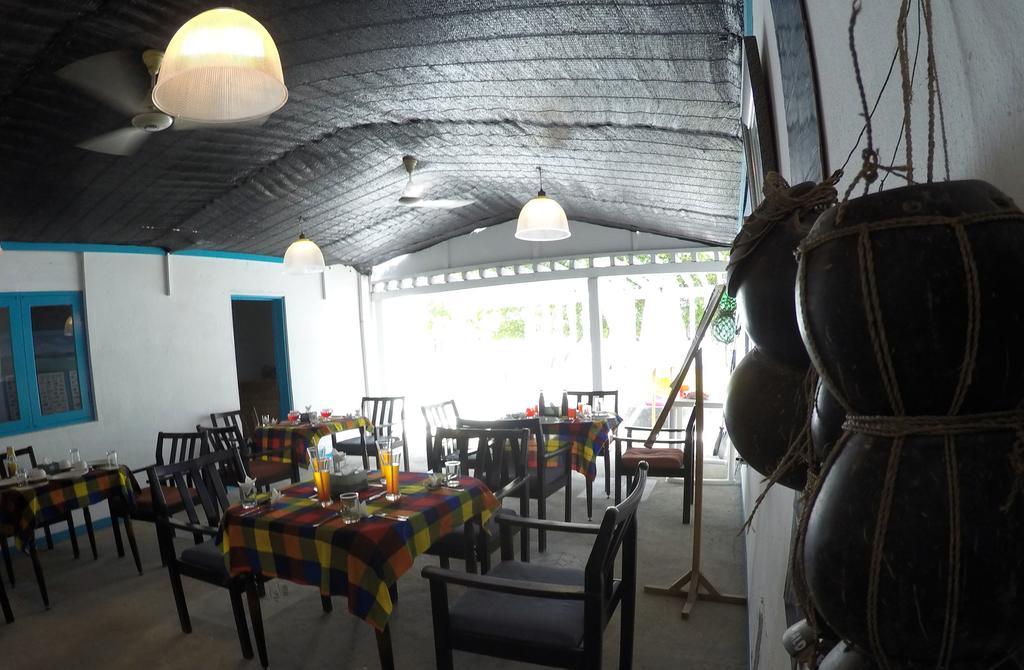Rip Tide Vacation Inn, K.Guraidhoo غوريدهو المظهر الخارجي الصورة